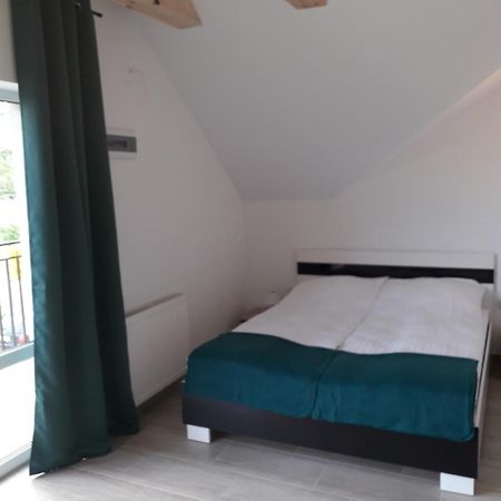 Paprotowka Apartament Wiosenny Paprotno Exterior foto